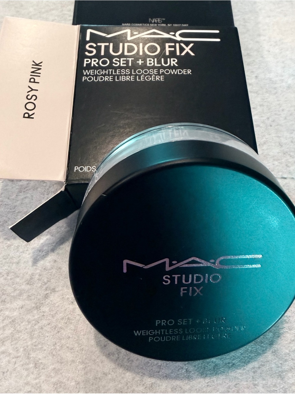 MAC Cosmetics Studio Fix Pro Set + Blur Loose Powder - Rosy Pink